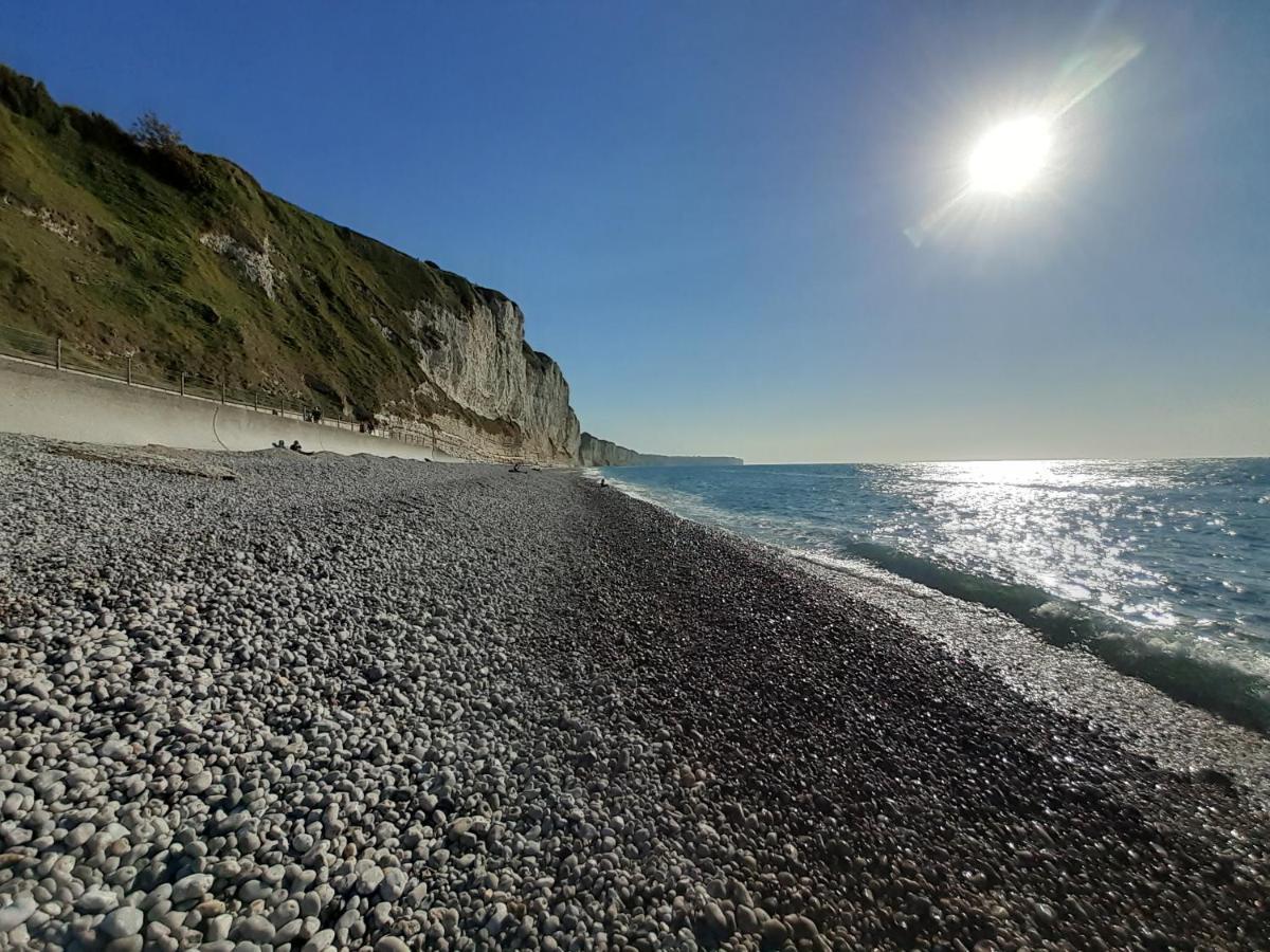 Camping Les Falaises De Toussaint Εξωτερικό φωτογραφία