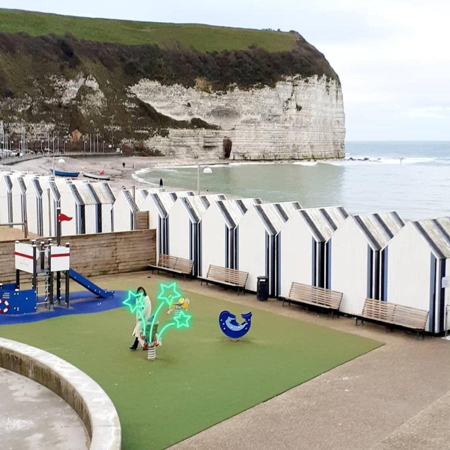 Camping Les Falaises De Toussaint Εξωτερικό φωτογραφία